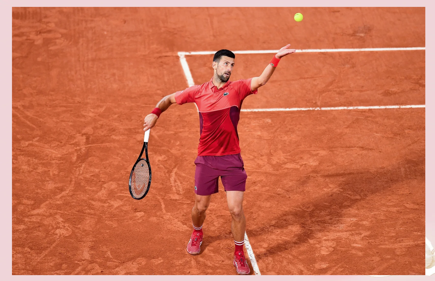 好玩的手游-羽毛球队在比赛中受伤退赛，德约科维奇主帅表示担忧